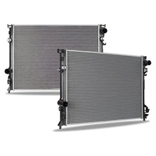 Laden Sie das Bild in den Galerie-Viewer, Mishimoto 05-09 Chrysler 300 Replacement Radiator - Plastic