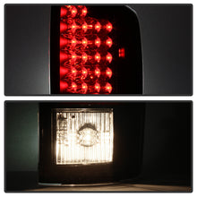 Laden Sie das Bild in den Galerie-Viewer, Spyder Dodge Ram 07-08 1500/Ram 07-09 2500/3500 LED Tail Lights Black ALT-YD-DRAM06-LED-BK