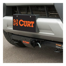 Carica l&#39;immagine nel visualizzatore di Gallery, Curt Hitch-Mounted Skid Shield (Fits 2in Receiver)