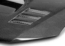 गैलरी व्यूवर में इमेज लोड करें, Seibon 08-09 Subaru WRX/STi CWII-style Carbon Fiber Hood