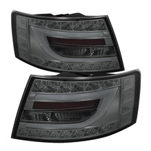 Carica l&#39;immagine nel visualizzatore di Gallery, Spyder Audi A6 05-08 4Dr Sedan Light Bar LED Tail Lights Smke ALT-YD-AA605-LBLED-SM
