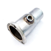 Laden Sie das Bild in den Galerie-Viewer, Stainless Works Collector Adapter 3-Bolt 3in OD Tubing 2-1/4in OD Outlet + O2 Bung - 2to4wheels