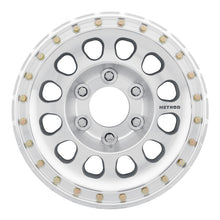 Charger l'image dans la galerie, Method MR103 Beadlock 15x8 -24mm Offset 6x5.5 108mm CB Raw Machined w/BH-H24100 Wheel