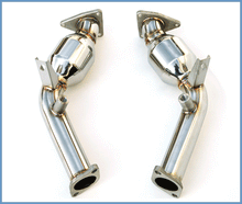 Charger l'image dans la galerie, Invidia 09+ Nissan 370Z / Infiniti G37 60mm High Flow Cat w/ Bracket