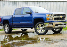 Carica l&#39;immagine nel visualizzatore di Gallery, Superlift 14-18 Chevy Silv 1500 4WD 3.5in Lift Kit w/Alum/Steel Control Arms &amp; Bilstein Rear Shocks