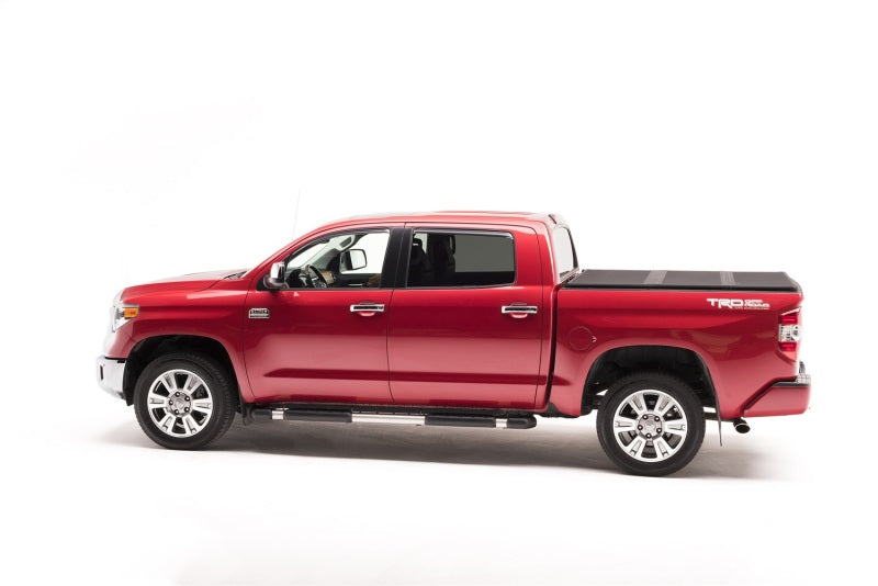 Extang 14-16 Toyota Tundra (5.5ft) (w/o Rail System) Solid Fold 2.0