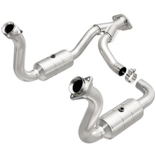 Laden Sie das Bild in den Galerie-Viewer, Magnaflow Conv DF 08-10 Ford F-250/F-250 SD/F-350/F-350 SD 5.4L/6.8L / F-450 SD 6.8L Y-Pipe Assembly