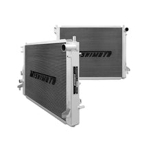 Laden Sie das Bild in den Galerie-Viewer, Mishimoto 05+ Ford Mustang Manual Aluminum Radiator