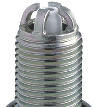 Laden Sie das Bild in den Galerie-Viewer, NGK Laser Platinum Spark Plug Box of 4 (BKR7EQUP)