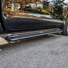 गैलरी व्यूवर में इमेज लोड करें, Westin Sure-Grip Aluminum Running Boards 79 in - Black