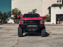 Laden Sie das Bild in den Galerie-Viewer, Road Armor 15-19 Chevy 2500 SPARTAN Front Bumper Bolt-On Pre-Runner Guard - Tex Blk