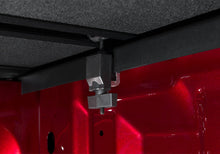 Cargar imagen en el visor de la galería, Extang 2019 Dodge Ram 1500 w/RamBox (New Body Style - 5ft 7in) Solid Fold 2.0