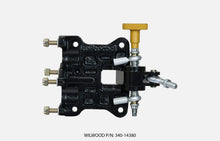 गैलरी व्यूवर में इमेज लोड करें, Wilwood 60 Degree MC Mount &amp; Trubar Assembly