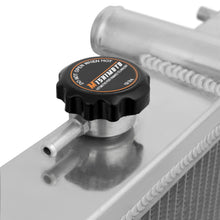 Laden Sie das Bild in den Galerie-Viewer, Mishimoto 00-05 Mitsubishi Eclipse GT Manual Aluminum Radiator