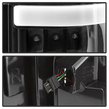Carica l&#39;immagine nel visualizzatore di Gallery, xTune 17-18 Ford F-250 Super Duty (Excl LED Models) LED Tail Lights - Black (ALT-ON-FS17-LBLED-BK)