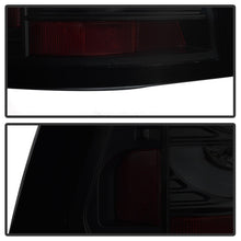 Carica l&#39;immagine nel visualizzatore di Gallery, Spyder 04-08 Pontiac Grand Prix Light Bar LED Tail Light - Black Smoke (ALT-YD-PGP04-LED-BSM)