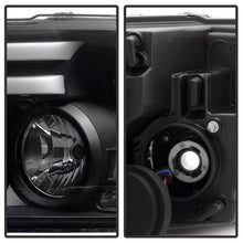 Laden Sie das Bild in den Galerie-Viewer, Spyder Dodge Ram 13-15 Projector Headlights Light Bar DRL Black PRO-YD-DR13-LBDRL-BK