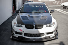 Laden Sie das Bild in den Galerie-Viewer, Seibon 07-10 BMW M3 Series 2Dr (E92) CT-Style Carbon Fiber hood