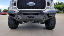 Carica l'immagine nel visualizzatore di Gallery, Road Armor 18-20 Ford F150 SPARTAN Front Bumper - Tex Blk
