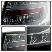 Carica l&#39;immagine nel visualizzatore di Gallery, Spyder Audi A6 05-08 4Dr Sedan Light Bar LED Tail Lights Smke ALT-YD-AA605-LBLED-SM