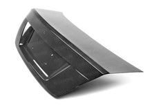 Carica l&#39;immagine nel visualizzatore di Gallery, Seibon 12-14 Mercedes C-Class OE Style Carbon Fiber Trunk