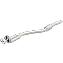 Carica l&#39;immagine nel visualizzatore di Gallery, MagnaFlow Conv DF 97-98 BMW 540i 4.4L / 740I 4.4L / 96-98 740IL 4.4L P/S