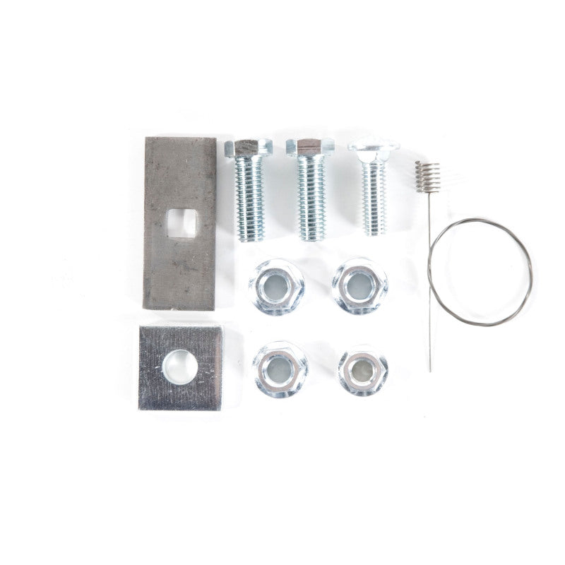 Curt 05-06 Mitsubishi Lancer Sedan Except Evolution Class 1 Trailer Hitch w/1-1/4in Receiver