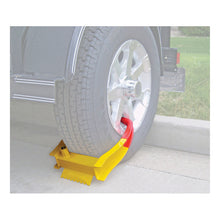 Carica l&#39;immagine nel visualizzatore di Gallery, Curt Wheel Chock Lock (Yellow Powder Coat)