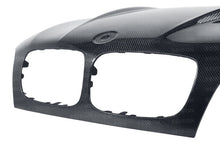 गैलरी व्यूवर में इमेज लोड करें, Seibon 07-10 BMW X5/X6 (E70/E71) TH-Style Carbon Fiber Hood