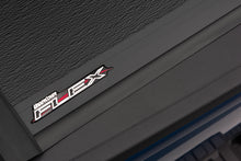Cargar imagen en el visor de la galería, UnderCover 2017+ Ford F-250/F-350 8ft Flex Bed Cover