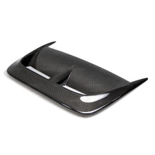 गैलरी व्यूवर में इमेज लोड करें, Seibon 04-05 Subaru WRX/STi CW Carbon Fiber Hood Scoop - Only Fits OEM Hoods (Not Seibon Hoods)