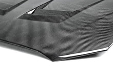 गैलरी व्यूवर में इमेज लोड करें, Seibon 08-12 Mitsubishi Lancer Evo X DV-Style Carbon Fiber Hood