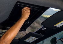 Cargar imagen en el visor de la galería, Rampage 2007-2018 Jeep Wrangler(JK) 2-Door Trailview Tonneau Top - Black Diamond