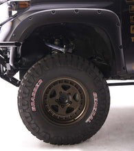 Charger l'image dans la galerie, EGR 14+ Toyota Tundra Bolt-On Look Fender Flares - Set - Matte (795495)