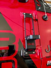 Load image into Gallery viewer, DV8 Offroad 2018+ Jeep JL/Gladiator Hinge Mounted Step