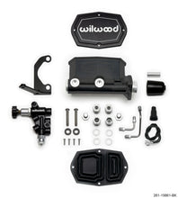 गैलरी व्यूवर में इमेज लोड करें, Wilwood Compact Tandem M/C - 1in Bore w/RH Bracket and Valve - Black