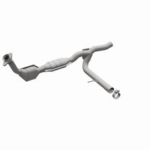 Carica l&#39;immagine nel visualizzatore di Gallery, MagnaFlow Conv Direct Fit 2005 Ford F150 V8