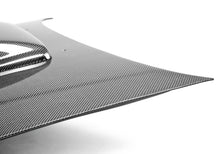 Charger l&#39;image dans la galerie, Seibon 98-01 Subaru Impreza OEM Carbon Fiber Hood