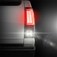 Charger l&#39;image dans la galerie, Spyder Chevy Silverado 1500/2500 99-02 Version 2 LED Tail Lights - Black ALT-YD-CS99V2-LED-BK