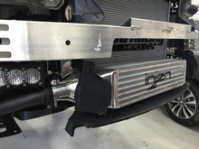 Laden Sie das Bild in den Galerie-Viewer, Injen 16-20 Honda Civic I4-1.5L Turbo 10th Gen. Bar and Plate FMIC (600 HP Max)