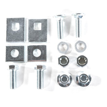 Load image into Gallery viewer, Curt 91-01 Ford Explorer Class 3 Trailer Hitch w/2in Receiver