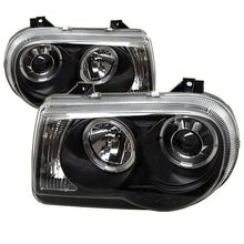 Laden Sie das Bild in den Galerie-Viewer, Spyder Chrysler 300C 05-10 Projector Headlights LED Halo LED Blk (Not Included) PRO-YD-C300C-HL-BK
