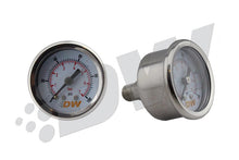 गैलरी व्यूवर में इमेज लोड करें, DeatschWerks 0-100 PSI 1/8in NPT Mechanical Fuel Pressure Gauge