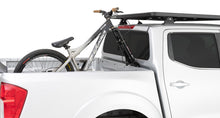 गैलरी व्यूवर में इमेज लोड करें, Rhino-Rack The Claw Fork Mounted Bike Carrier