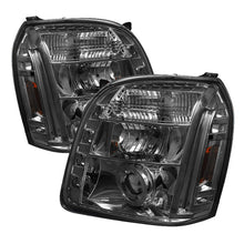 गैलरी व्यूवर में इमेज लोड करें, Spyder GMC Yukon 07-14/Yukon Denali 07-14 Projector Headlights LED Halo LED Smke PRO-YD-GY07-HL-SM