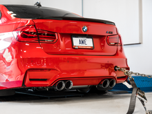Cargar imagen en el visor de la galería, AWE Tuning License Plate Frame