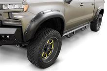 Carica l&#39;immagine nel visualizzatore di Gallery, Lund 2019 Chevy Silverado 1500 RX-Rivet Style Smooth Elite Series Fender Flares - Black (2 Pc.Front)