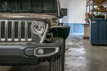 Load image into Gallery viewer, DV8 Offroad 2018+ Jeep Wrangler JL Wide Flat Fenders (Set of 4)