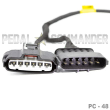 Carica l'immagine nel visualizzatore di Gallery, Pedal Commander Suzuki Grand Vitara/SX4/Splash Throttle Controller