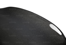 Cargar imagen en el visor de la galería, Seibon 03-07 Mitsubishi Lancer Evo 8 &amp; 9 CSL-Style Carbon Fiber Trunk Lid